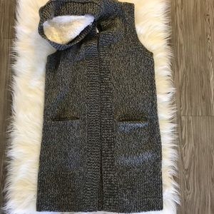 GAP Gray Sleeveless Cardigan